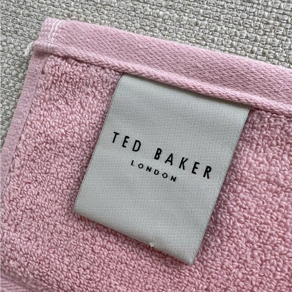 Ted Baker London Bath Towel Pink Super Plush Luxury 30